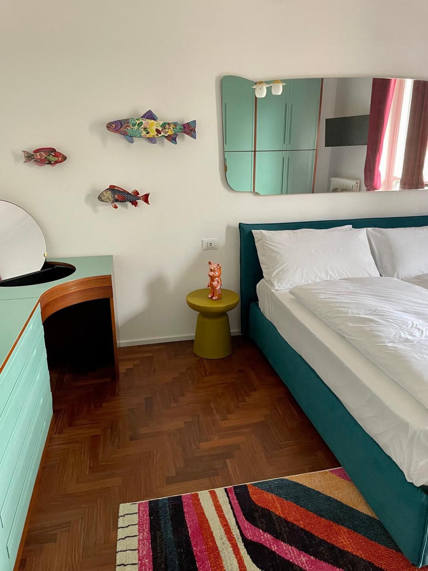 149 Borgo Ticino Suite Attico Di Lusso Con Terrazzo E Parking Privato Pavia Luaran gambar