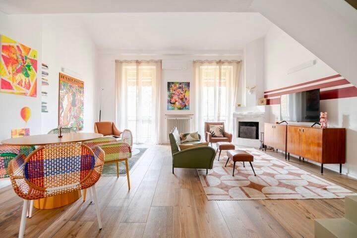 149 Borgo Ticino Suite Attico Di Lusso Con Terrazzo E Parking Privato Pavia Luaran gambar